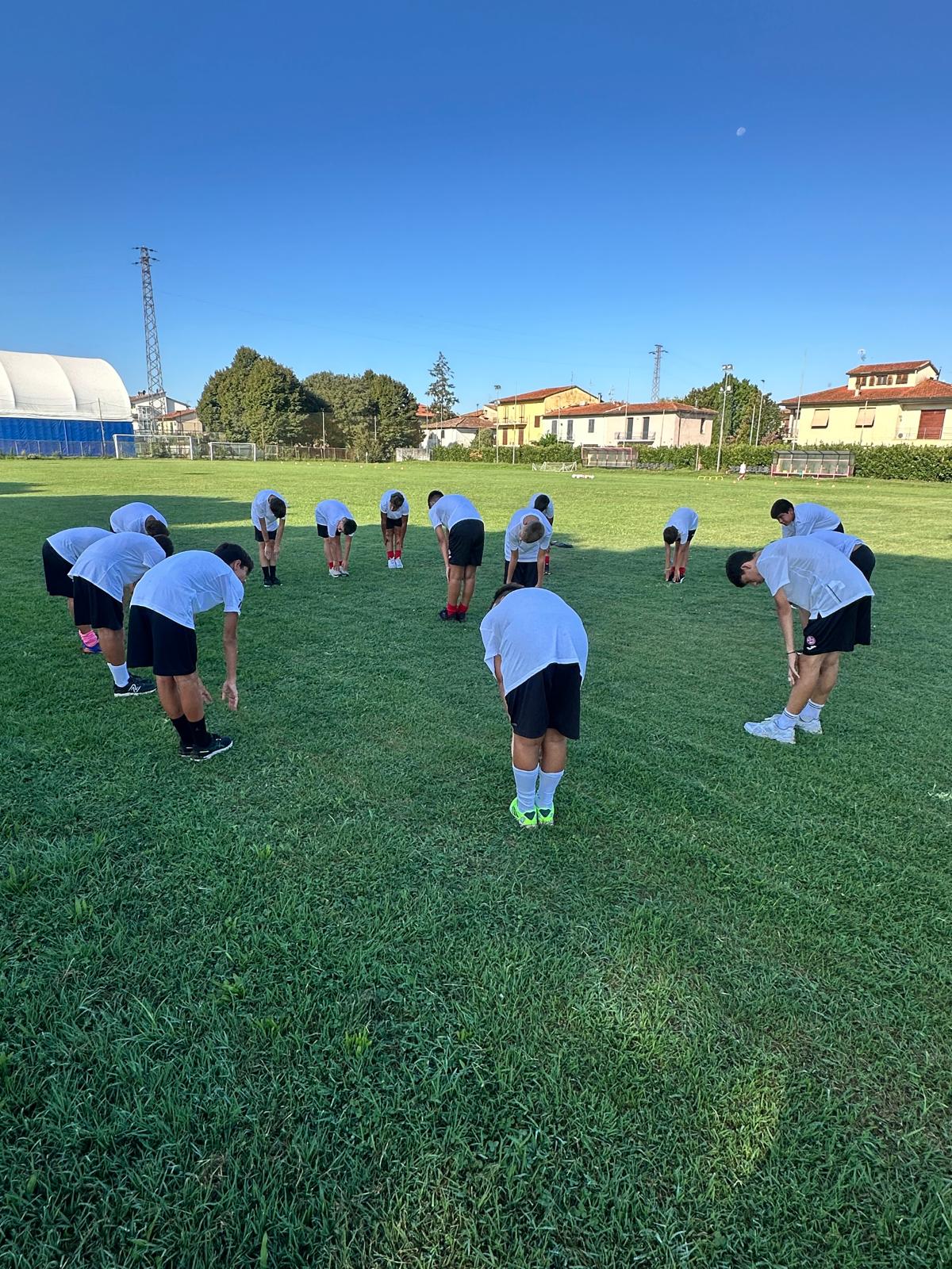 Allenamento della Scuola Calcio U.S. Sporting Arno